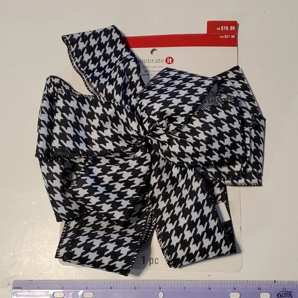 4 Large Christmas Holiday Bows 10"x22" - Picture 2 of 4